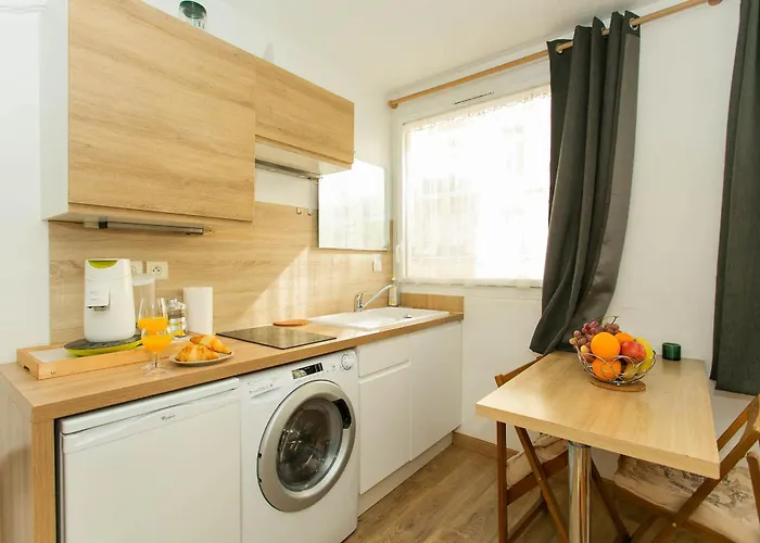 Champs Elysees & Arc De Triomphe - Studio - Cityapartmentstay